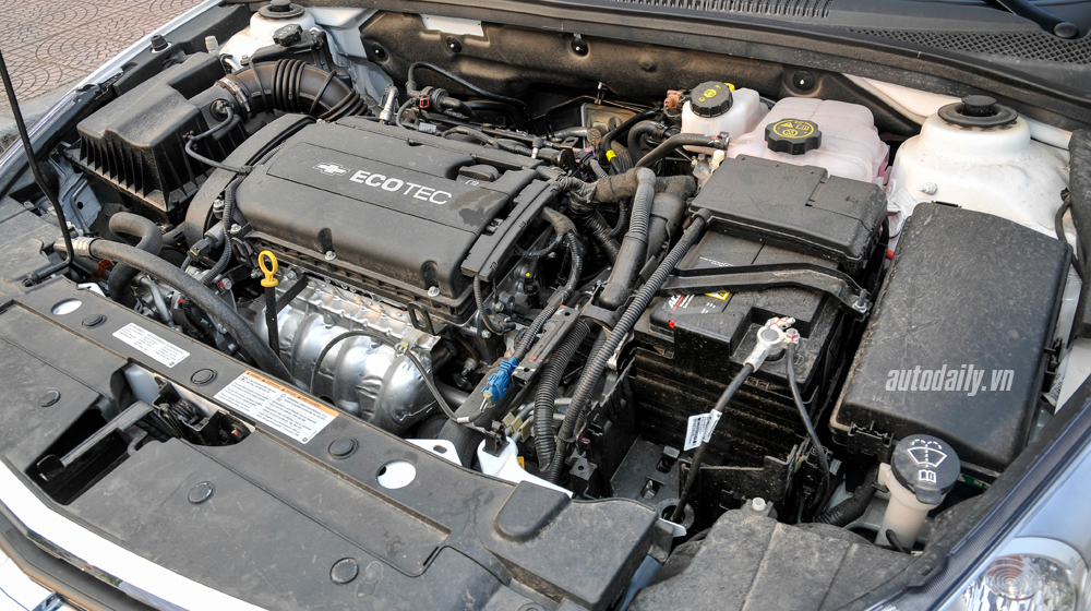 Đánh giá xe Chevrolet Cruze LTZ 2015 mẫu sedan giá rẻ ở phân khúc C