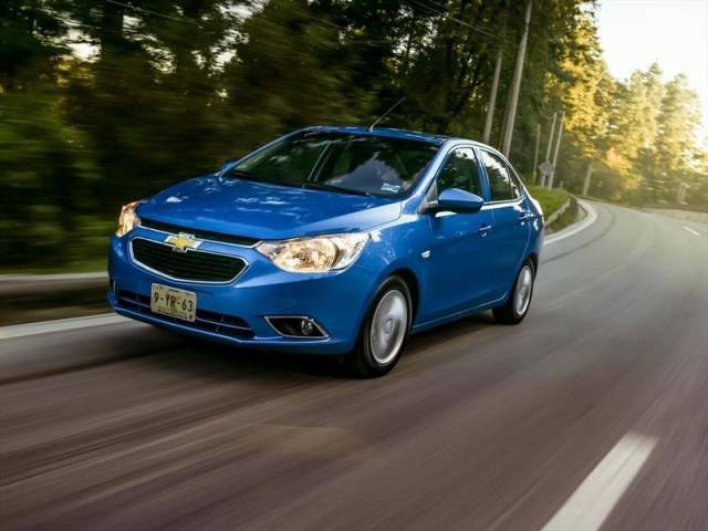Đánh giá xe ưu và nhược điểm Chevrolet Aveo 2018